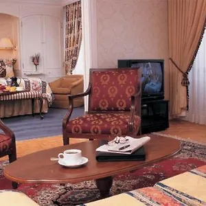 **** Hotel Sutton Place Canada